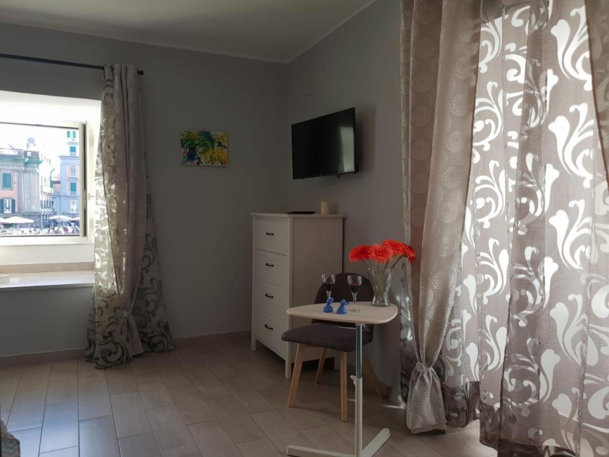 Apartment Piazza Dante 22